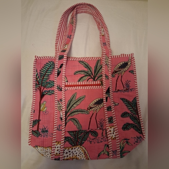 PINK TROPICAL PRINT TOTE BAG - Picture 16 of 16